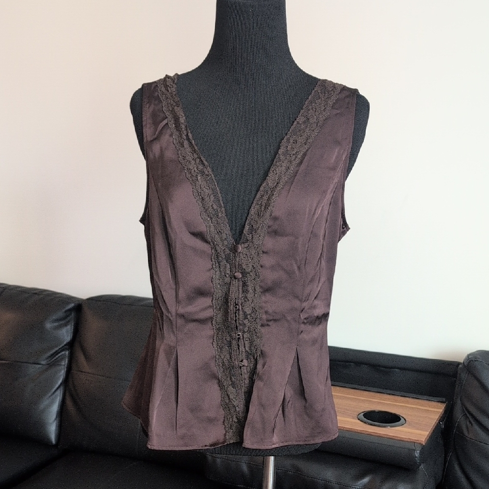 Chic Lace-Trimmed Women's Blouse